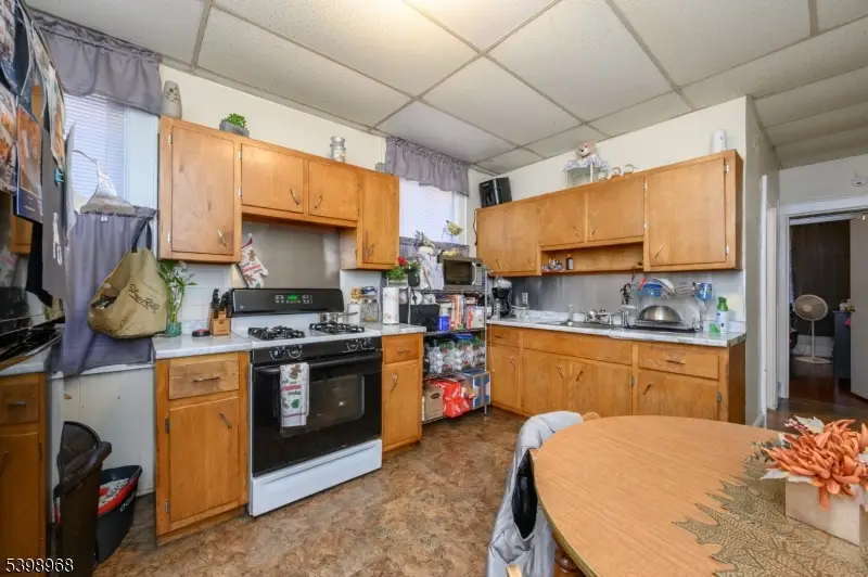 427-429 N 12th St, Newark, NJ 07107 - Image #3