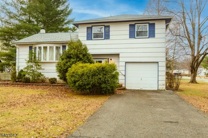 4 Herbert Pl, West Caldwell, NJ 07006 - Image #1