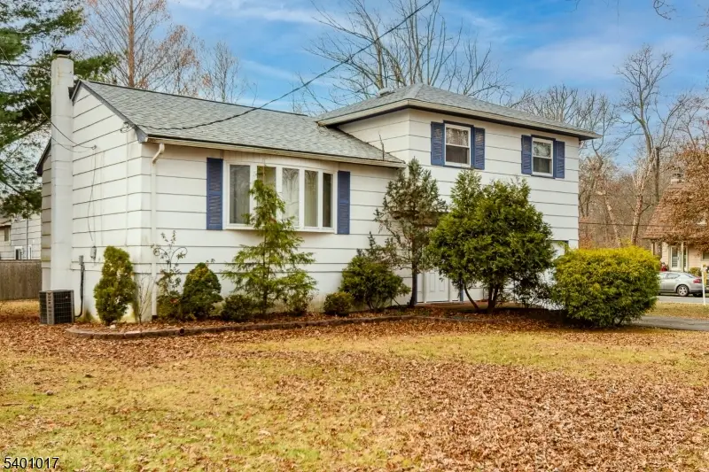 4 Herbert Pl, West Caldwell, NJ 07006 - Image #2