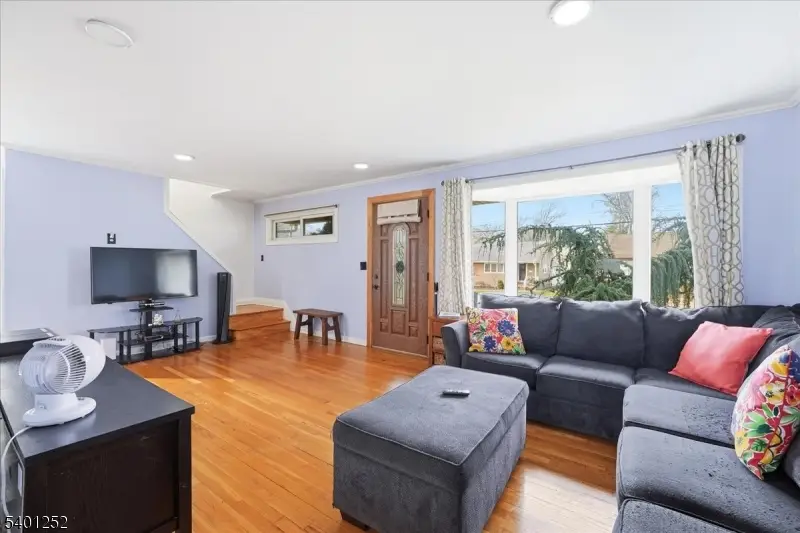 527 Birchwood Rd, Linden, NJ 07036 - Image #2