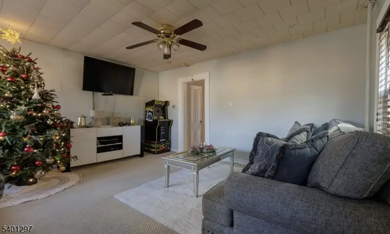 622 Tremont Ave, City Of Orange, NJ 07050 - Image #2