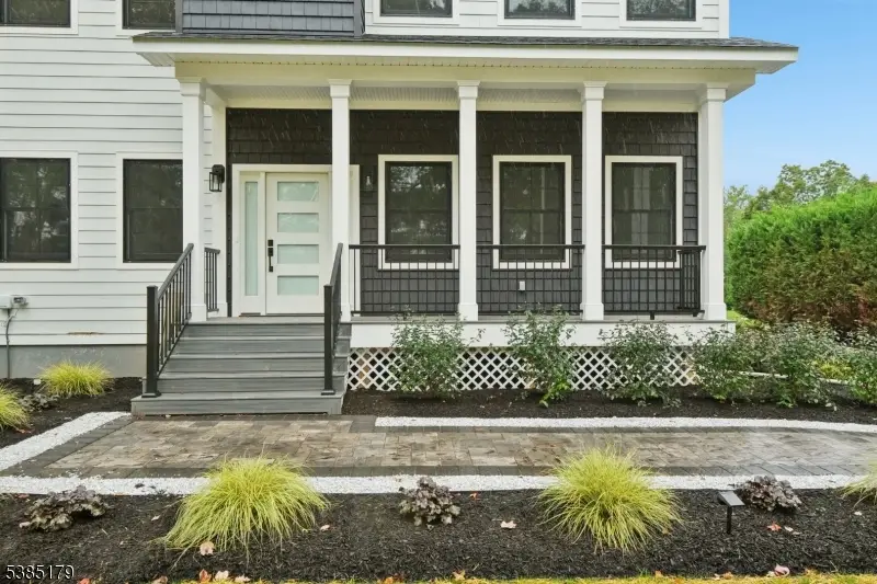 16 Terrace Rd, New Providence, NJ 07974 - Image #3