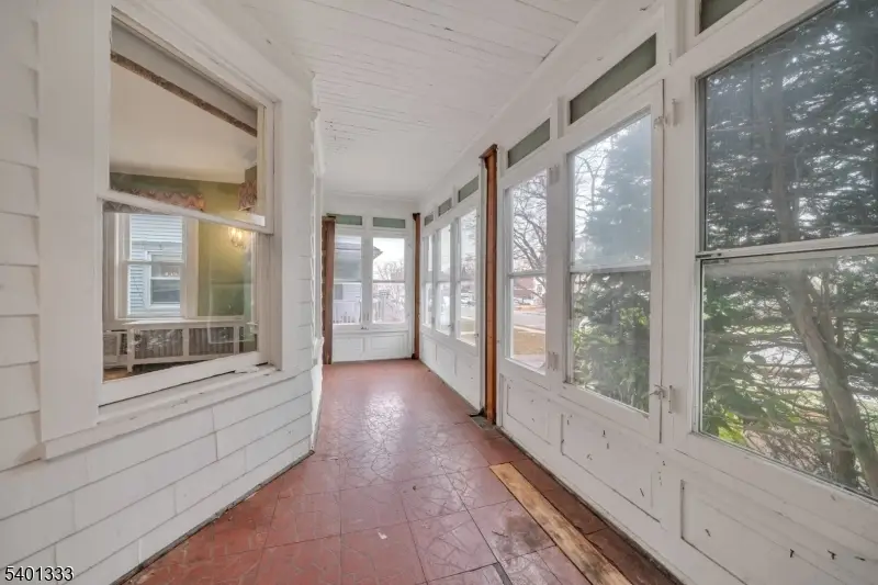 16 Hanford Pl, Caldwell, NJ 07006 - Image #3