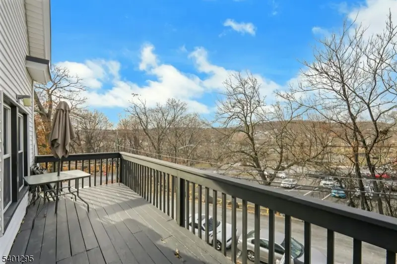 42 Lakeshore Dr #2, Prospect Park, NJ 07508 - Image #2