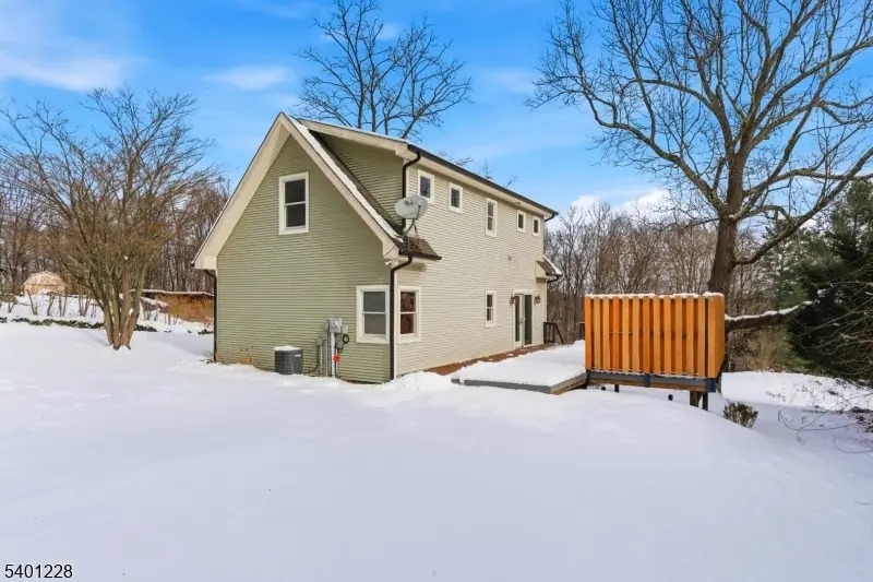 7 Arrowhead Dr, Wantage, NJ 07461 - Image #3