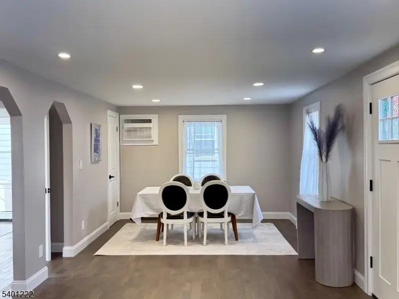 21 Lombardy Pl, Maplewood, NJ 07040 - Image #2