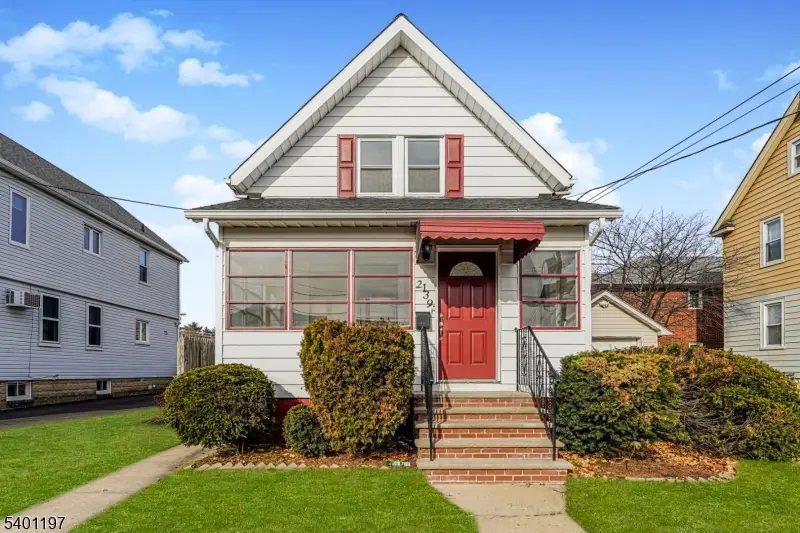 2139 Dill Ave, Linden, NJ 07036 - Image #3