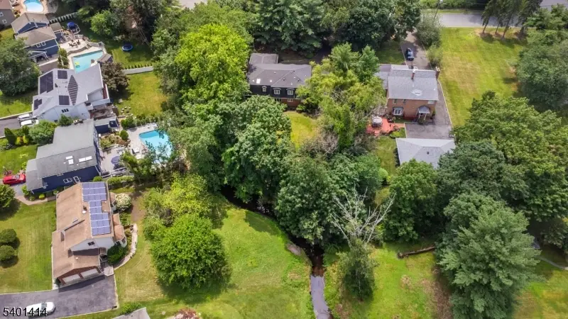 50 Edwards Rd, Clifton, NJ 07013 - Image #3