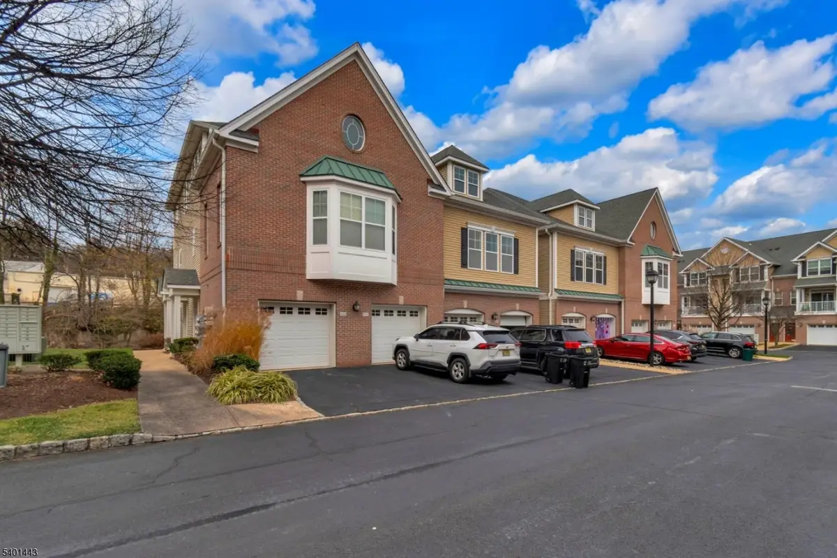 900 River Pl, Butler, NJ 07405 - Image #1