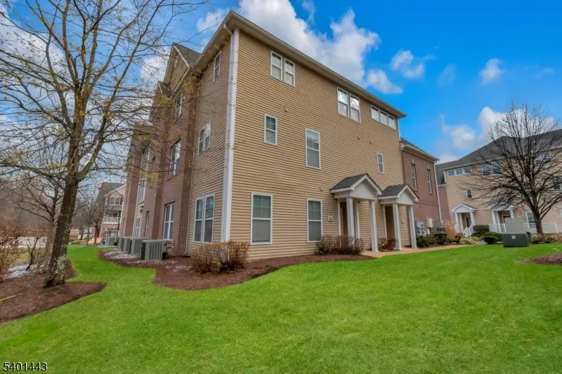 900 River Pl, Butler, NJ 07405 - Image #3