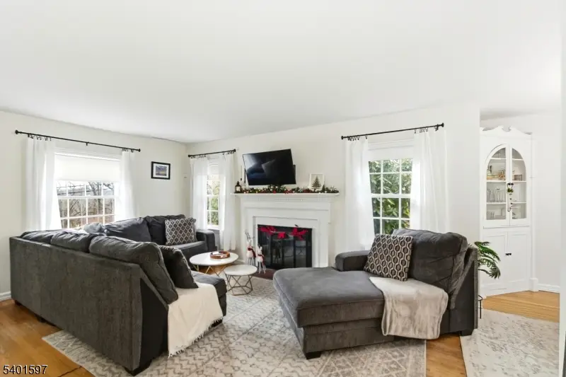 95 Hillside Dr, North Haledon, NJ 07508 - Image #2