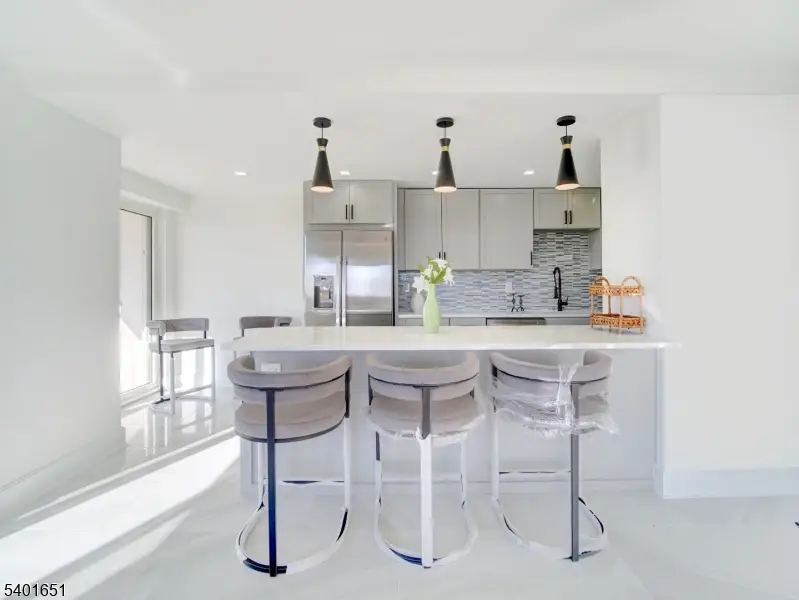 377 S Harrison St 9l #9L, East Orange, NJ 07018 - Image #2