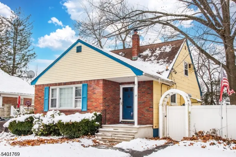 14 Hudson St, Bergenfield, NJ 07621 - #2