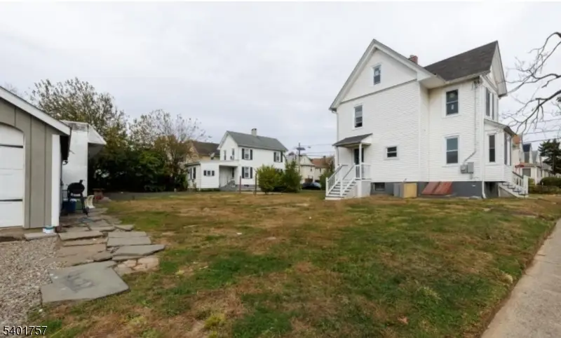 301 Duer St, Plainfield, NJ 07060 - Image #3