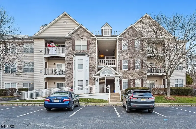 158 Barrister Dr #158, Butler, NJ 07405 - Image #1