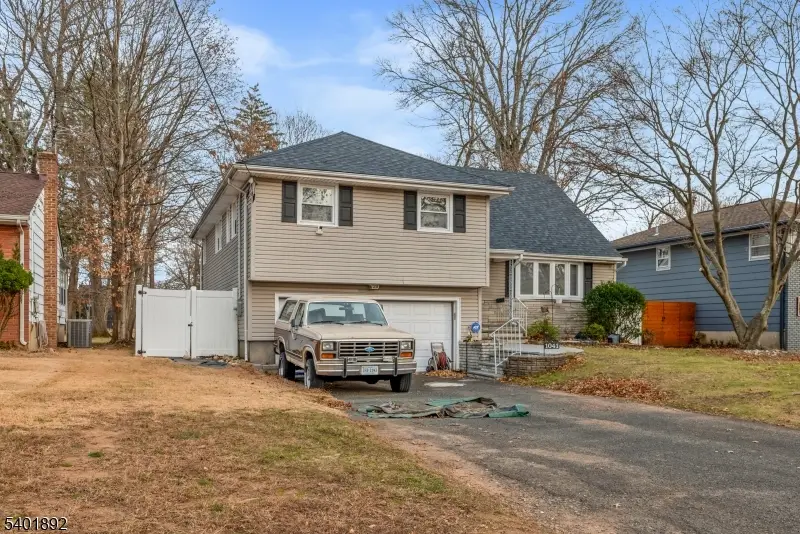 1039 Field Ave, Plainfield, NJ 07060 - Image #2