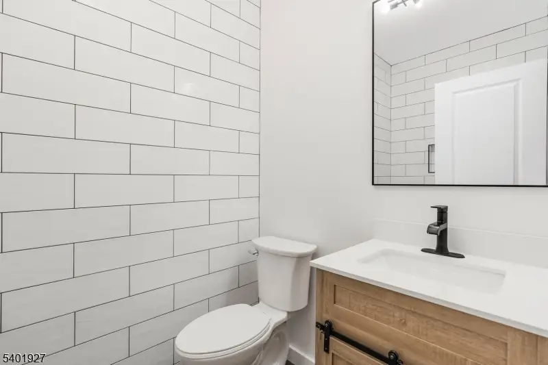 9 Voorhees St, Newark, NJ 07108 - Image #3