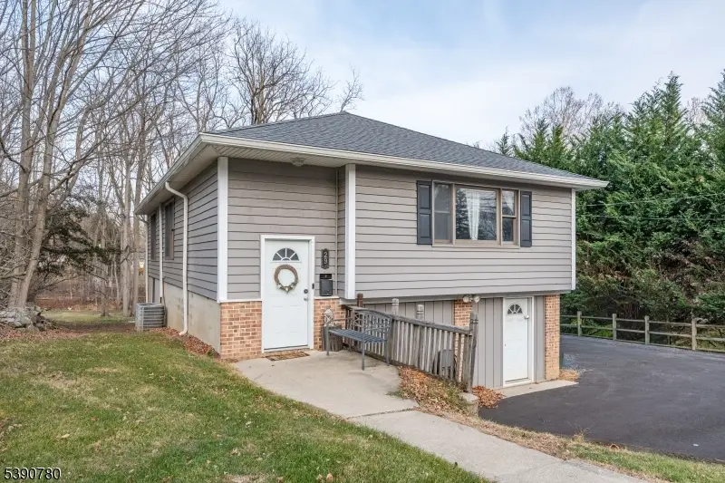 29 Main St, Hackettstown, NJ 07840 - Image #1