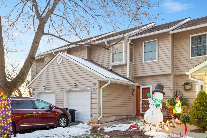 32 Rhea Run, Hampton Township, NJ 07860 - Image #2