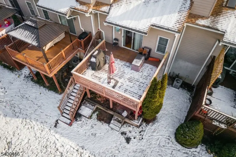 32 Rhea Run, Hampton Township, NJ 07860 - Image #3