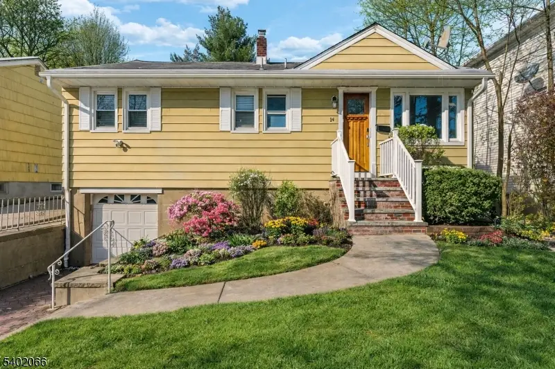 14 Weeks Ct, Clifton, NJ 07013 - Image #1