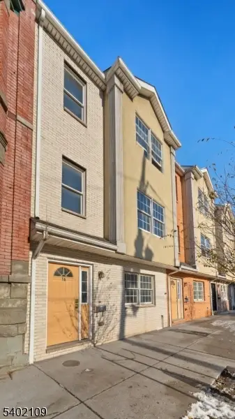 16 E Kinney St, Newark, NJ 07102 - Image #1