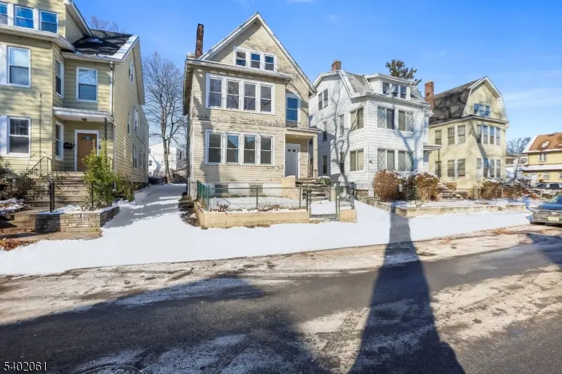 21 N 23rd St, East Orange, NJ 07017 - Image #2