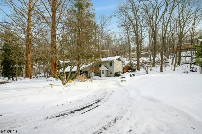 153 Forest Lake Dr, Byram Township, NJ 07821 - Image #3