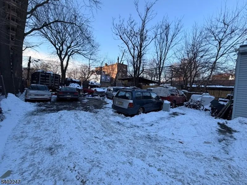 160-162 Roseville Ave #3, Newark, NJ 07107 - Image #1