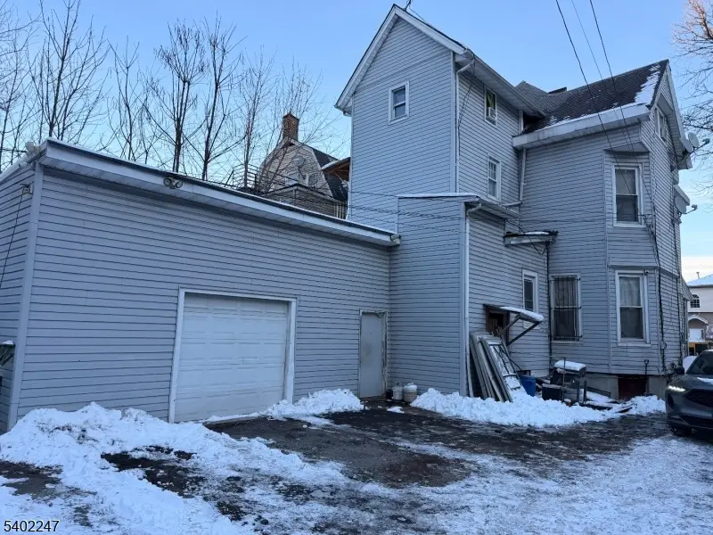 160-162 Roseville Ave #3, Newark, NJ 07107 - Image #2