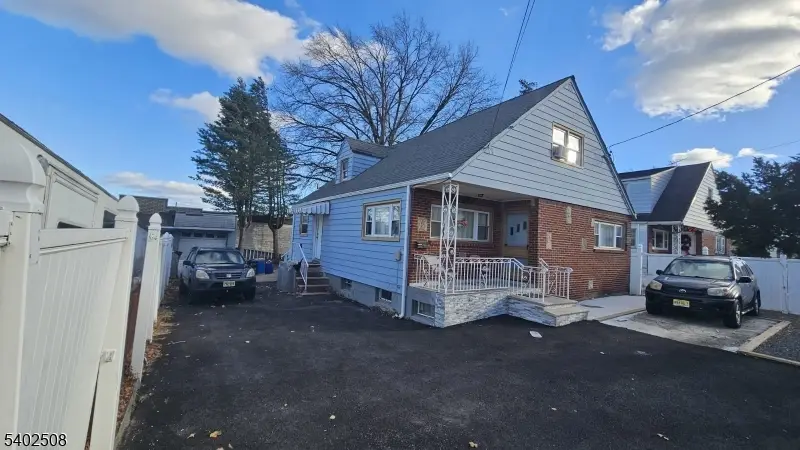 337 E 29th St, Paterson, NJ 07514 - #3
