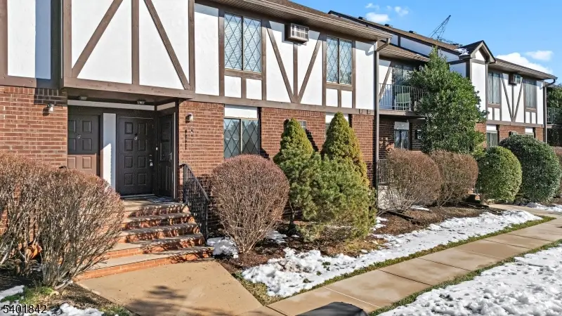 73Q Farm Rd #Q, Hillsborough, NJ 08844 - Image #1