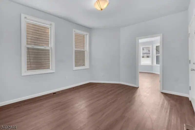 160 S 11th St, Newark, NJ 07107 - Image #3