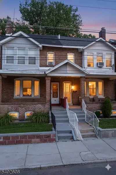 39 Laurel Avenue, Trenton, NJ 08618 - Image #1