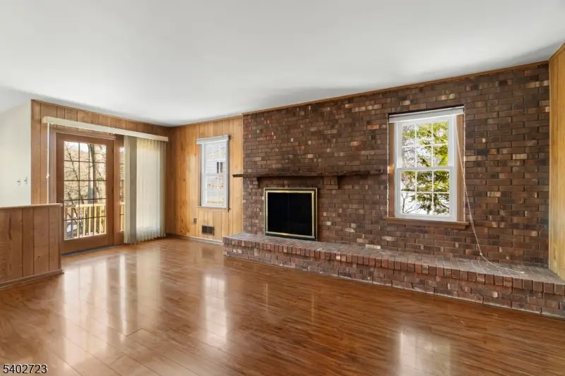 9 Killdeer Dr, Allamuchy Township, NJ 07840 - #2