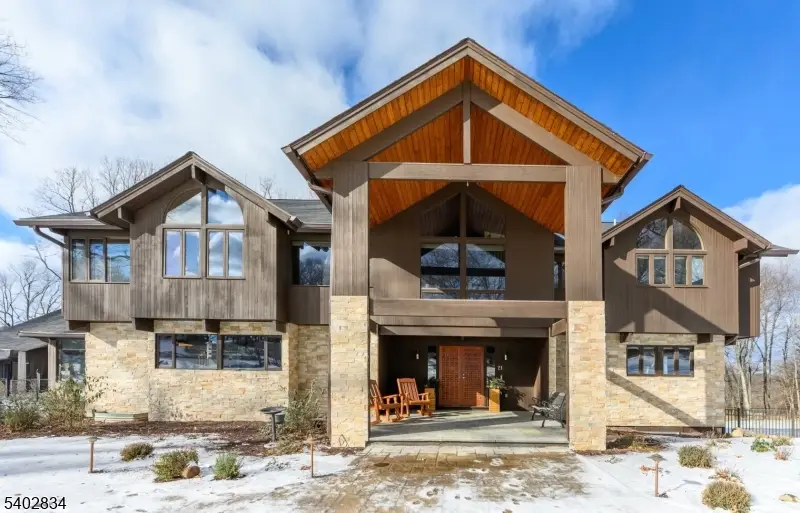 21 Starrett Ct, Sparta, NJ 07871 - Image #1