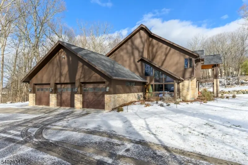 21 Starrett Ct, Sparta, NJ 07871 - Image #2