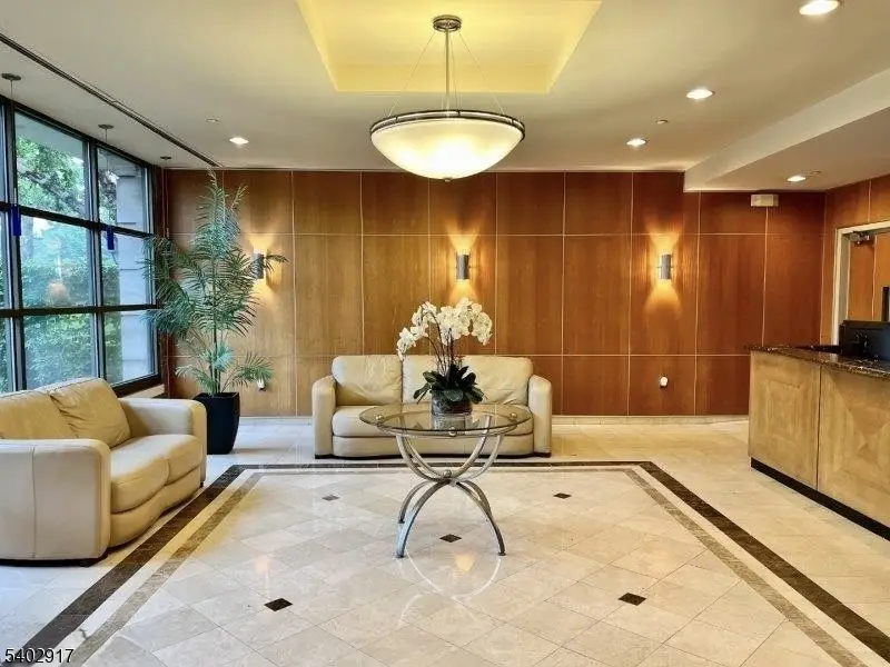 60 Parkway Dr #10G, East Orange, NJ 07017 - Image #3