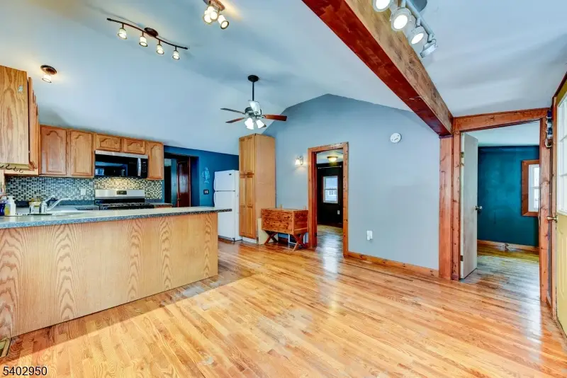 13 Pochuck Dr, Vernon Township, NJ 07461 - Image #3