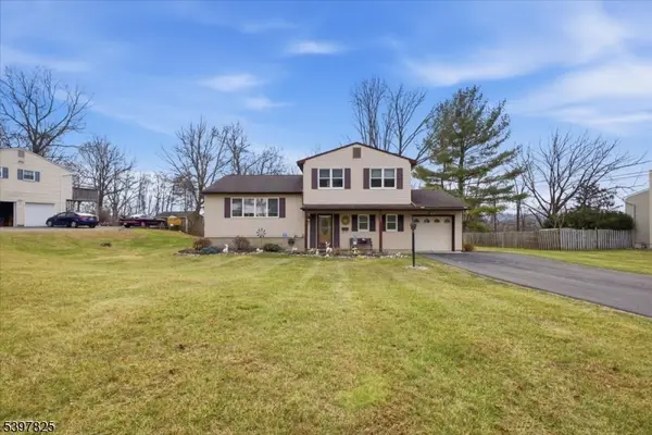 159 Sunrise Ter, Washington Boro, NJ 07882