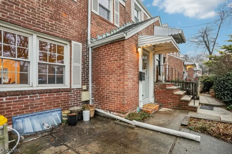 593 Beverly Rd, Teaneck, NJ 07666 - Image #3