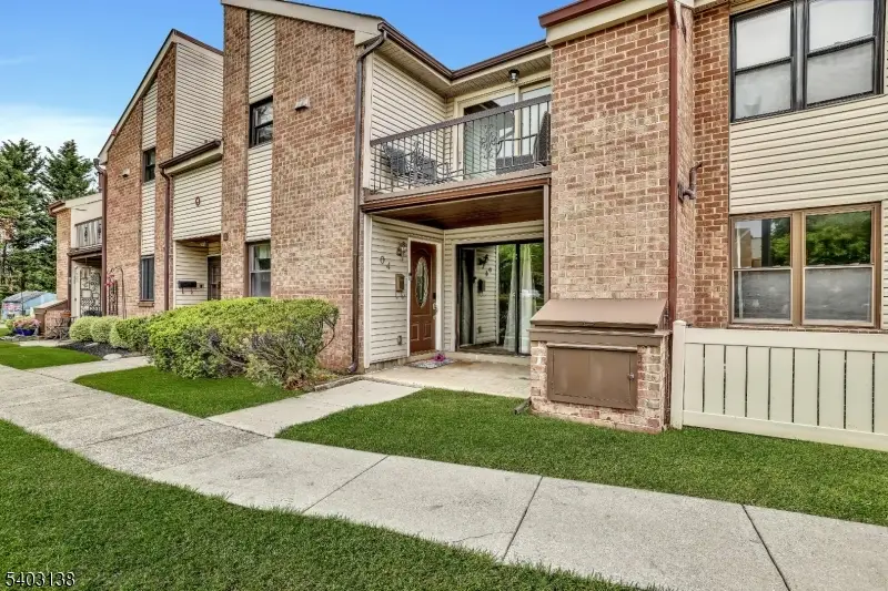 1475 Mount Holly Rd #4, Edgewater Park, NJ 08010 - Image #2