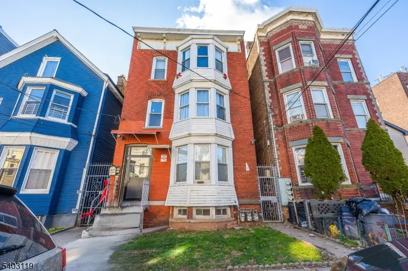 1124 Hampton Pl, Elizabeth, NJ 07201 - Image #1