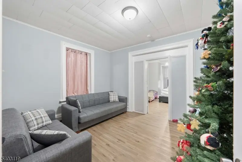 1124 Hampton Pl, Elizabeth, NJ 07201 - Image #3