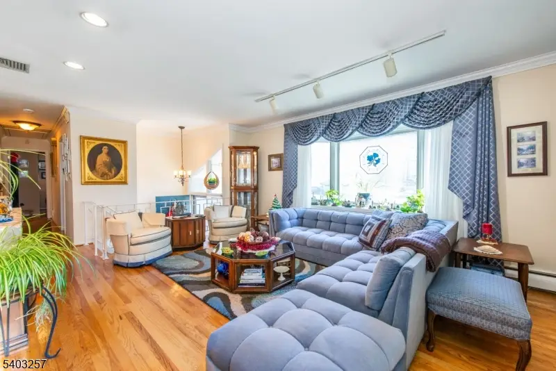 34 Carlos Dr, Fairfield, NJ 07004 - Image #2