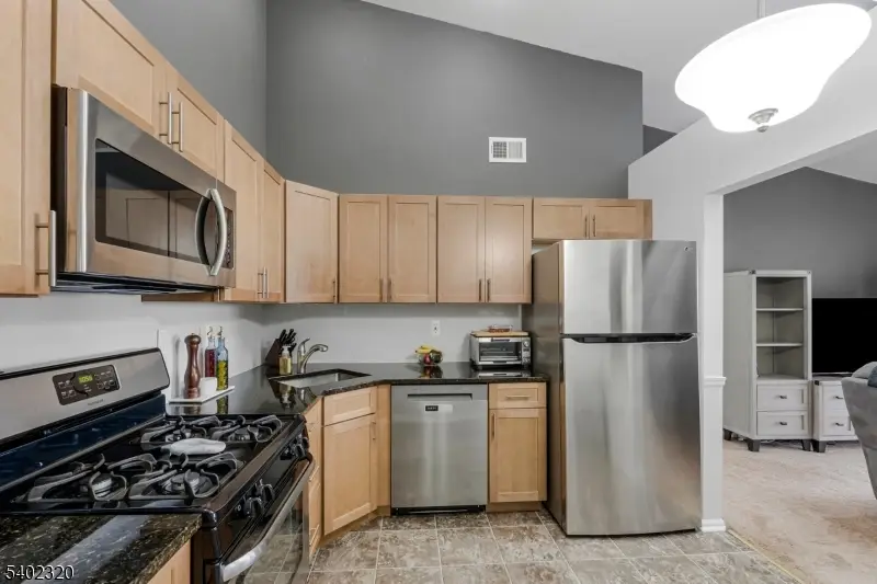 1515 Longley Ct, Branchburg, NJ 08876 - Image #3