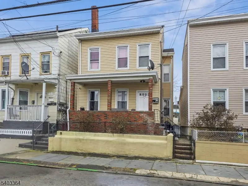 115 Butler St, Paterson, NJ 07524 - #1