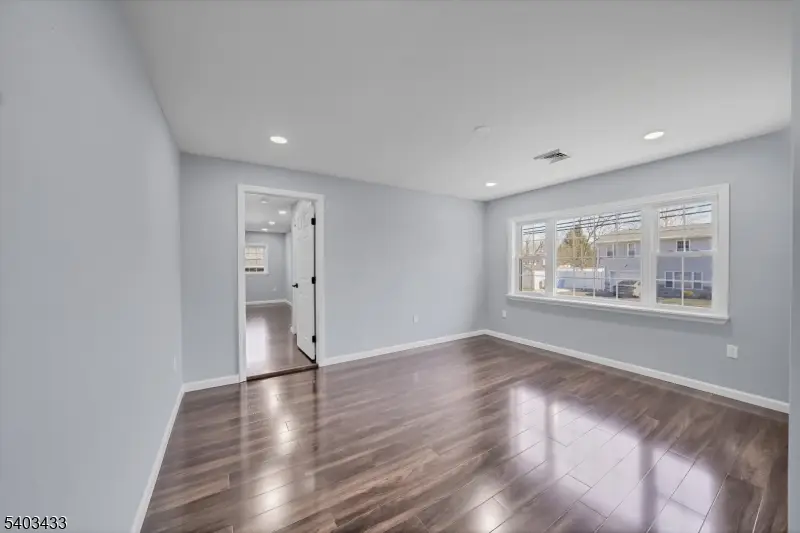 456 Girard Ave, Franklin, NJ 08873 - #2