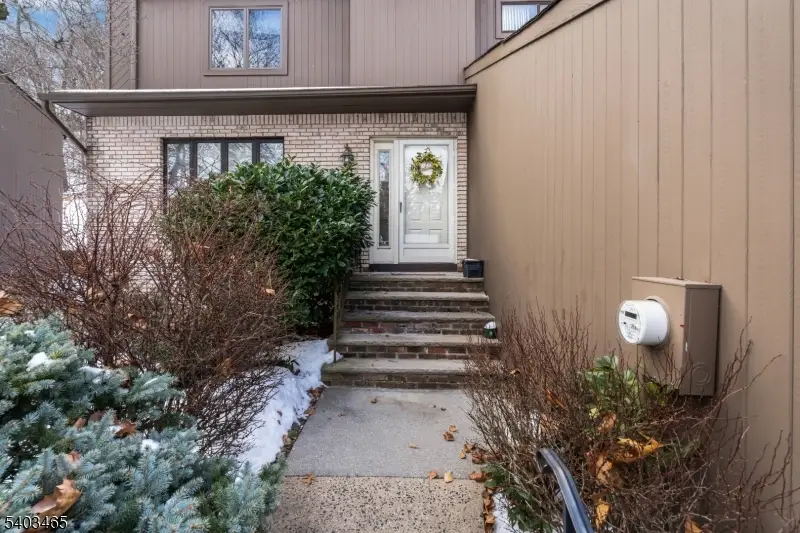 13 Mountain Ridge Dr, Cedar Grove, NJ 07009 - Image #1