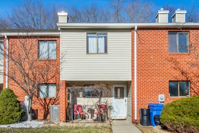 107 Nightingale Ct, Old Bridge Township, NJ 08857 - Image #1